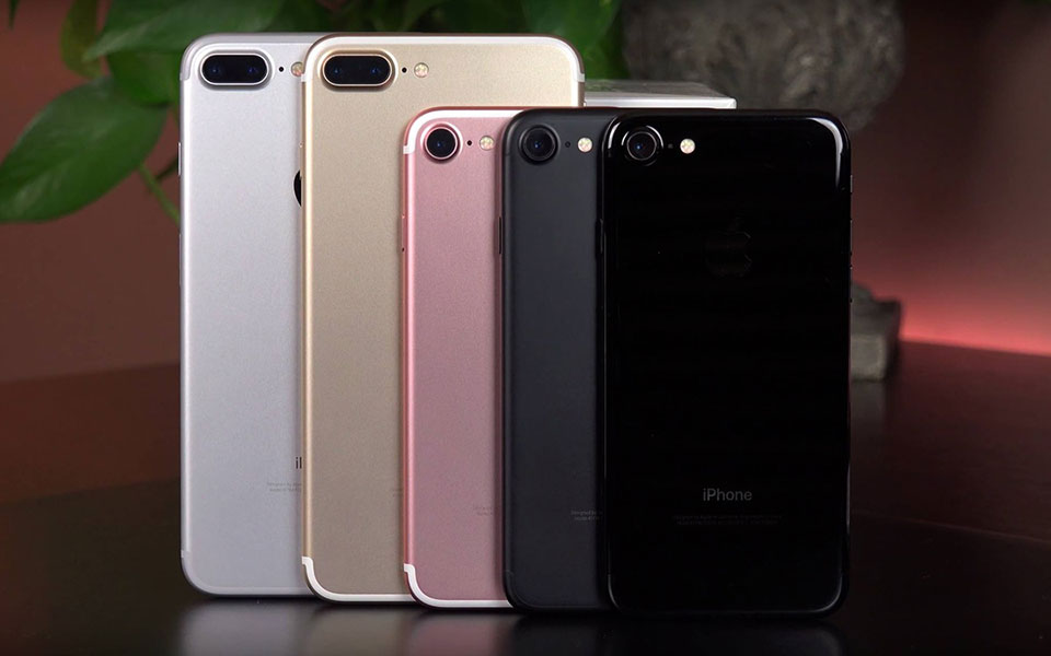 Thay Pin iPhone 7/7Plus Giá Rẻ Nhất Hà Nội