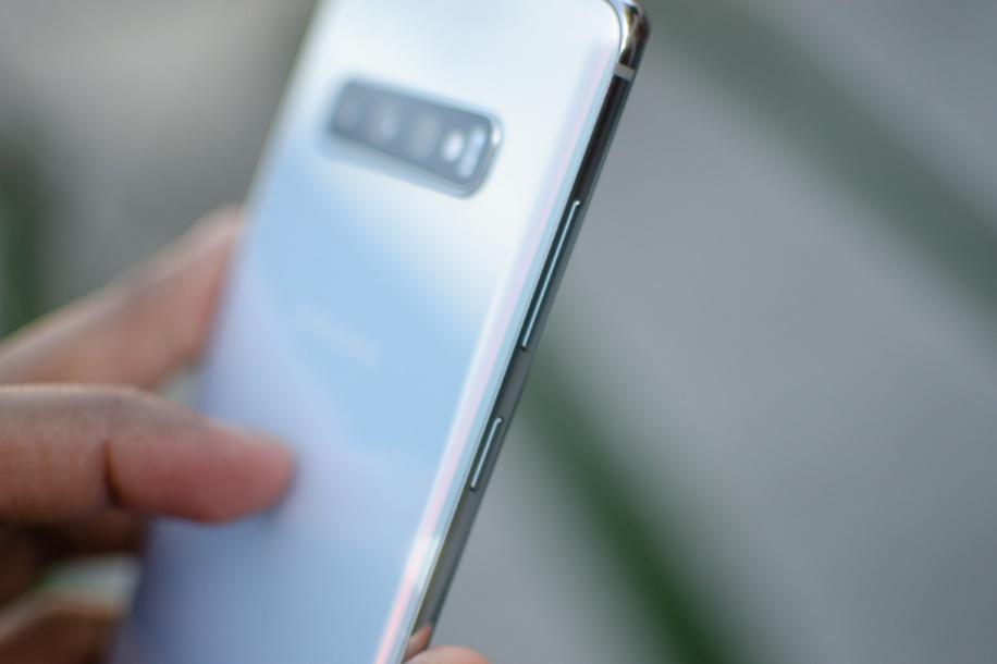 Samsung Galaxy S10 Plus Review: Everything You'll Want (and More) | Digital  Trends