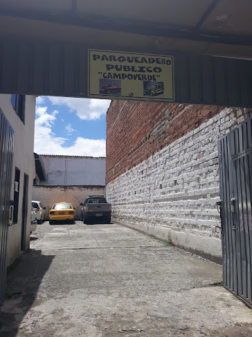 PARQUEADERO PUBLICO COMPOVERDE