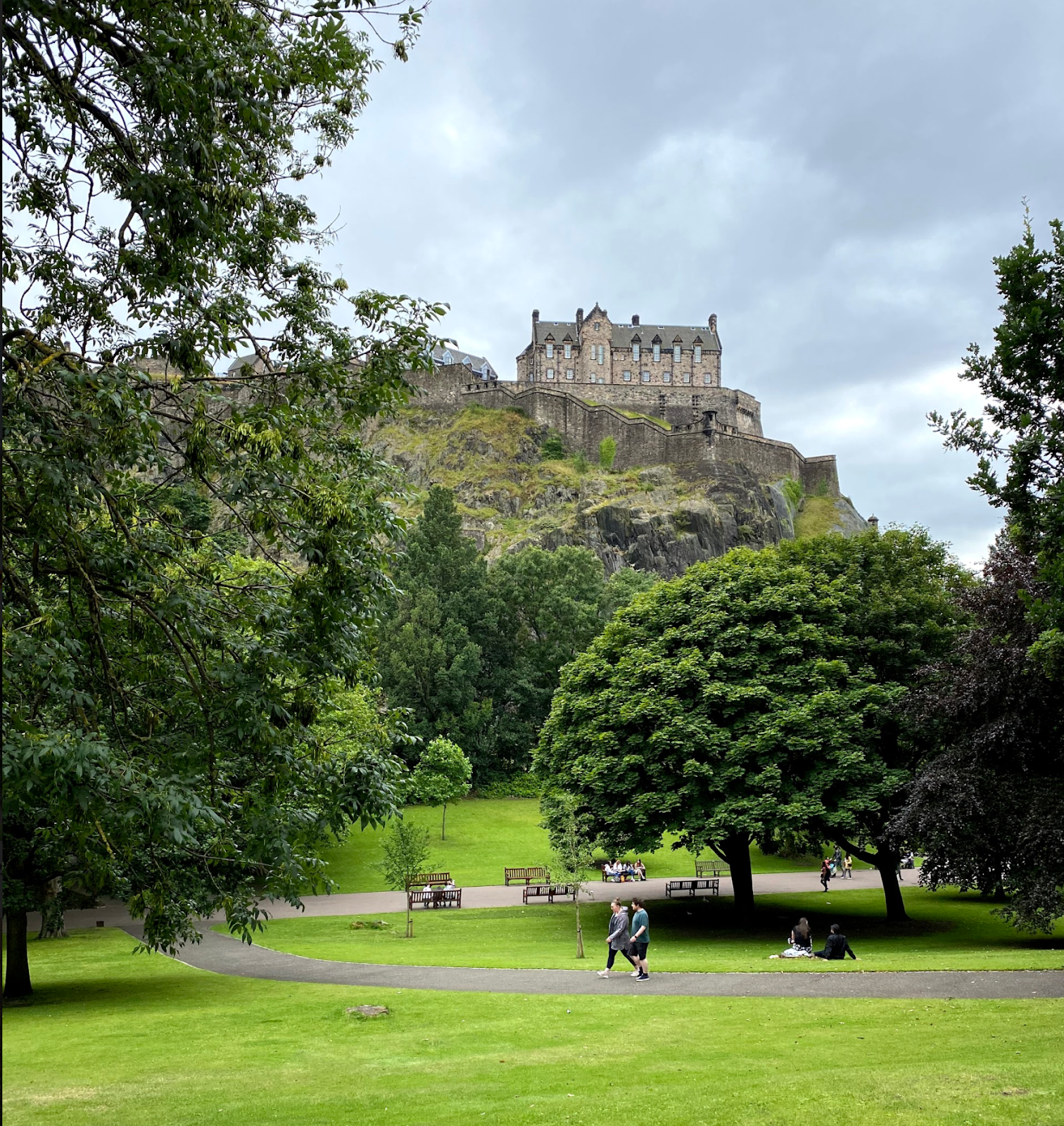 Edinburgh Castle Aussichten aus dem Princes Street Gardens