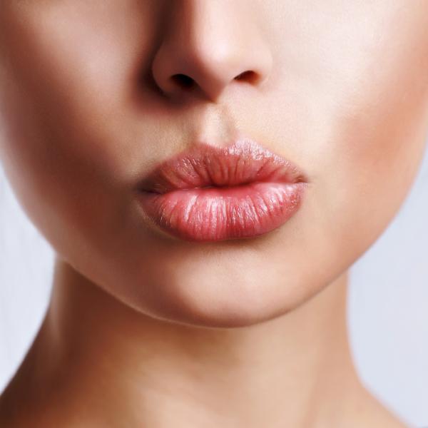 Trucos de belleza con aloe vera - Trucos de belleza con aloe vera: hidratar labios resecos 