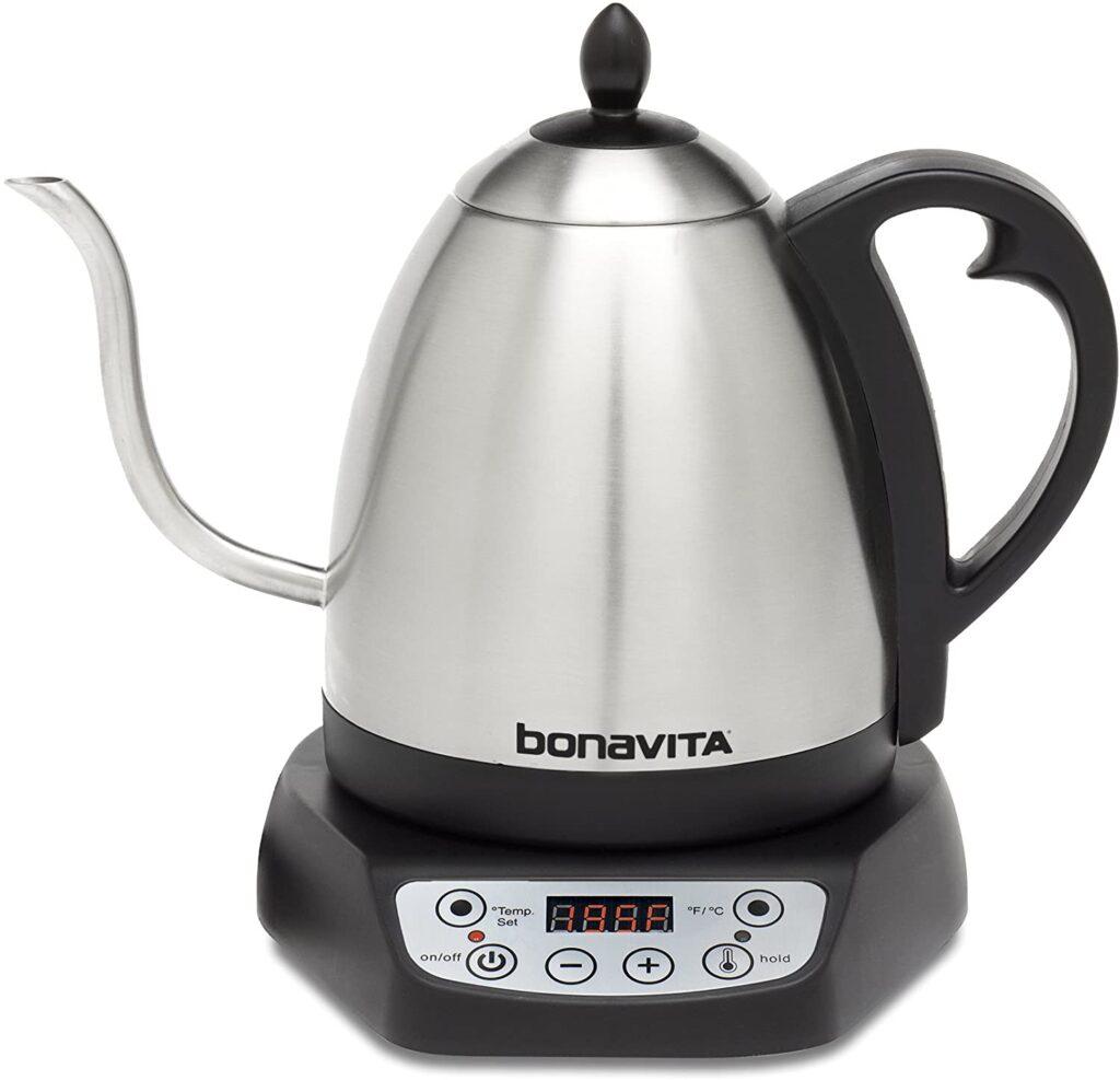 ELECTRIC KETTLE 