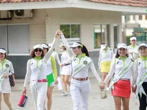 http://file.congluan.vn/data/images/0/2017/11/09/baogiay/anh-4--nu-hoang-golf-2017.jpg?w=500