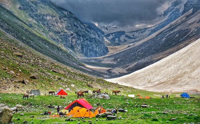 Hampta pass trek is the beautiful trek in hp.