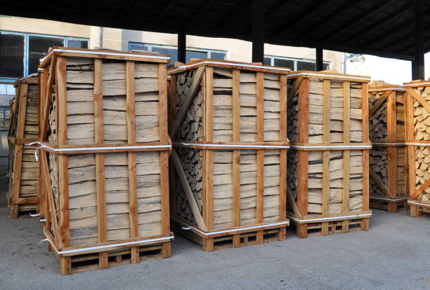 palletizing and crating in miami freight shipping, destination safely