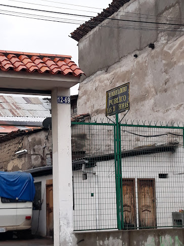 Opiniones de Parqueadero María Auxiliadora en Cuenca - Aparcamiento