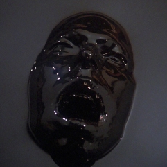 Riker_wearing_the_skin_of_evil
