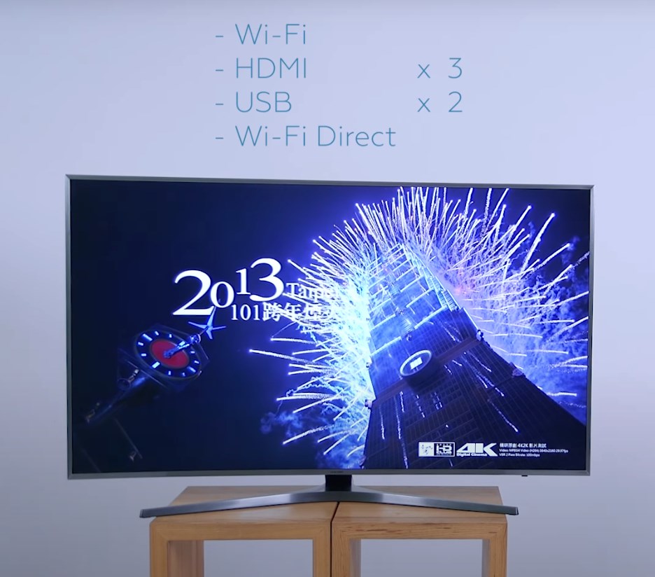 some of the main features of the Samsung UE55MU6500 TV