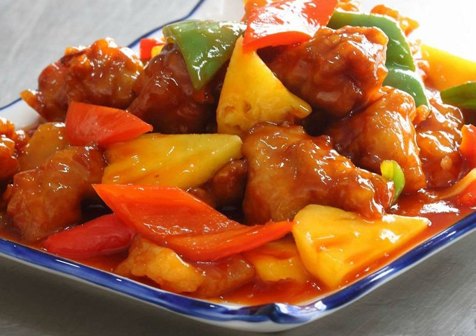 Sườn xào chua ngọt vô cùng bắt mắt