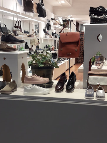 Opiniones de Hush Puppies - Cayma en Cayma - Zapatería