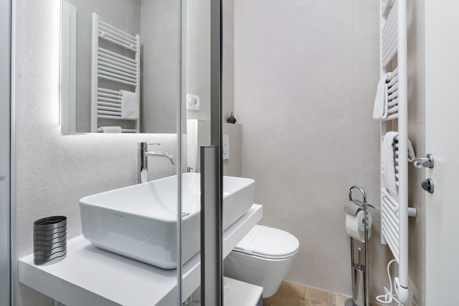 Split Croatia luxury apartment bathroom