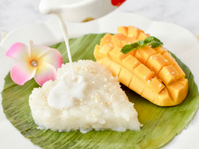 Khao Niyao Mamuang (Sticky Rice with Mango), Thailand