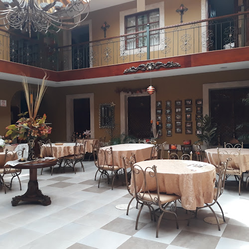 Hotel Campanario