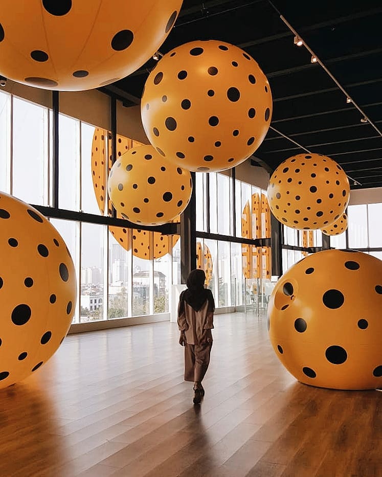 Musemu Macan Jakarta - Dots Obsession