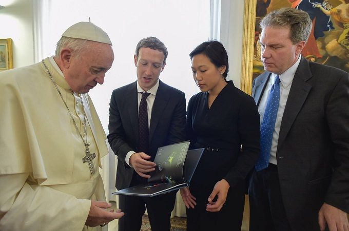 Pope Francis meets with Facebook co-founder and CEO Mark Zuckerber and his wife Priscilla Chan at the Vatican Aug. 29, 2016. Credit: L'Osservatore Romano.