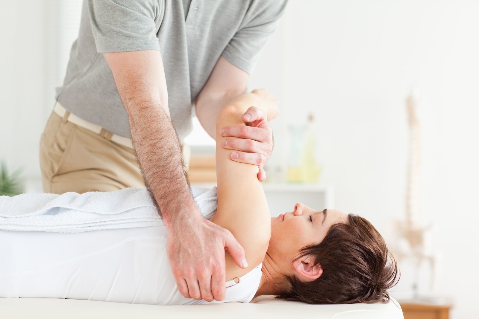 chiropractic-treatment1.jpg