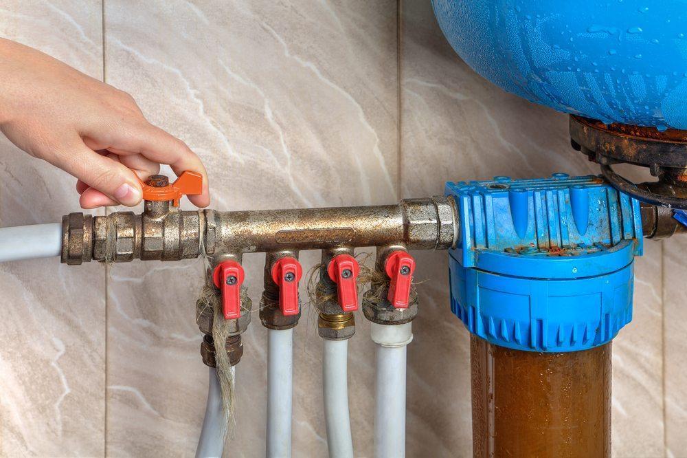 Why should you turn off your mains water supply? - Brisbane Wholesale Hardware
