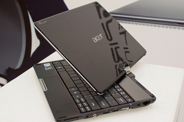 Thay màn hình laptop Acer giá bao nhiêu tiền?