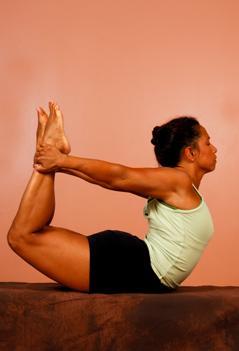 http://www.yogaoutlet.com/userfiles/Guide/image/Yoga/Yoga_How-to-do-Bow-Pose_01_300x350.jpg