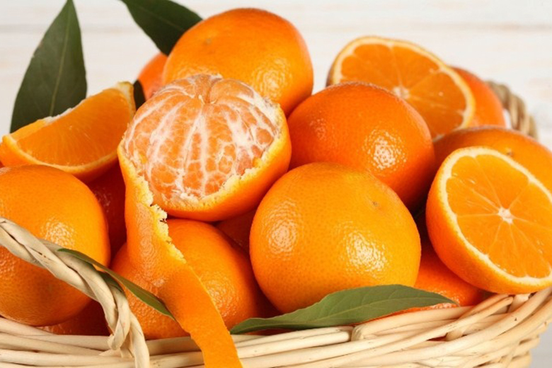 Khử mùi tủ lạnh bằng vỏ cam, quýt