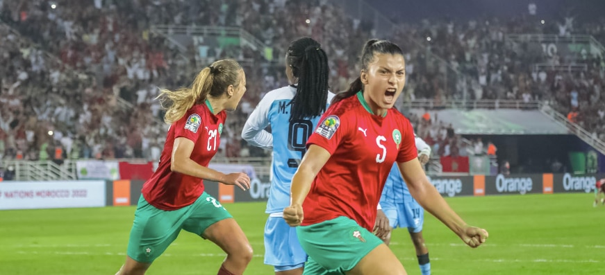 Hottest women footballers. Football is the world's most popular sport, and women's football is doing just as well as its male counterparts. Women's football has come a long way in the last two decades without a question. 