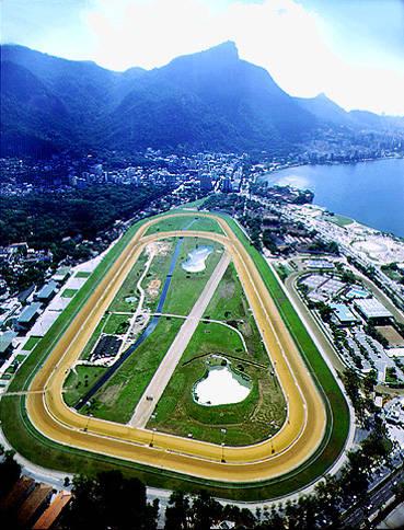QUATRO IMAGENS MAJESTOSAS DO HIPÓDROMO DA GÁVEA