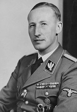 256px-Bundesarchiv_Bild_146-1969-054-16,_Reinhard_Heydrich.jpg