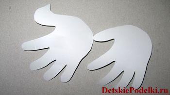 Голубь мира из детских ладошек