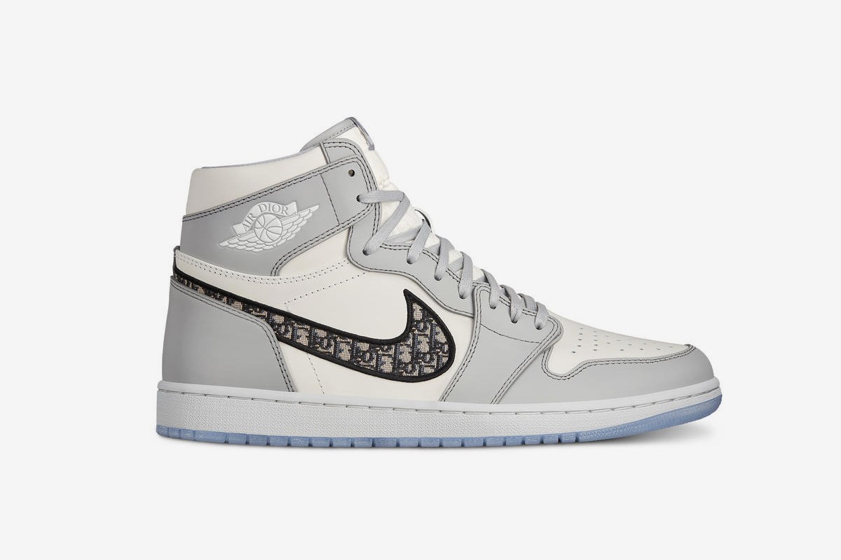 DIOR AIR JORDAN 1  — Rarest Sneaker 2020