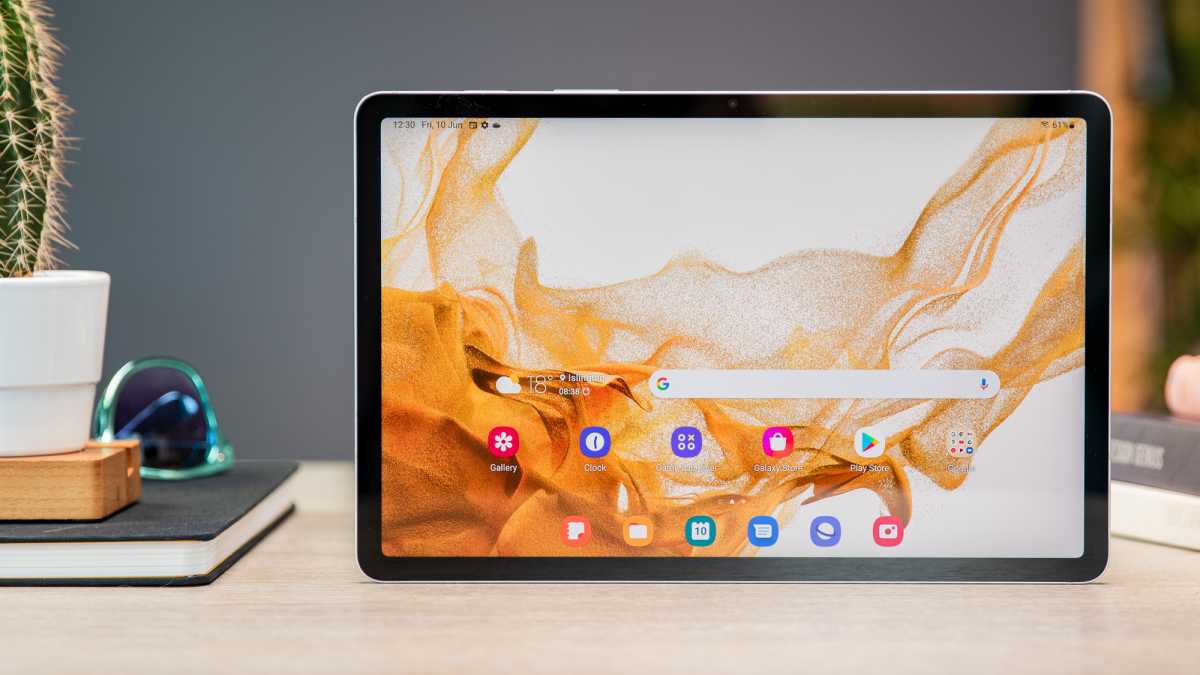 This image shows the display of the Samsung Galaxy Tab S8+.