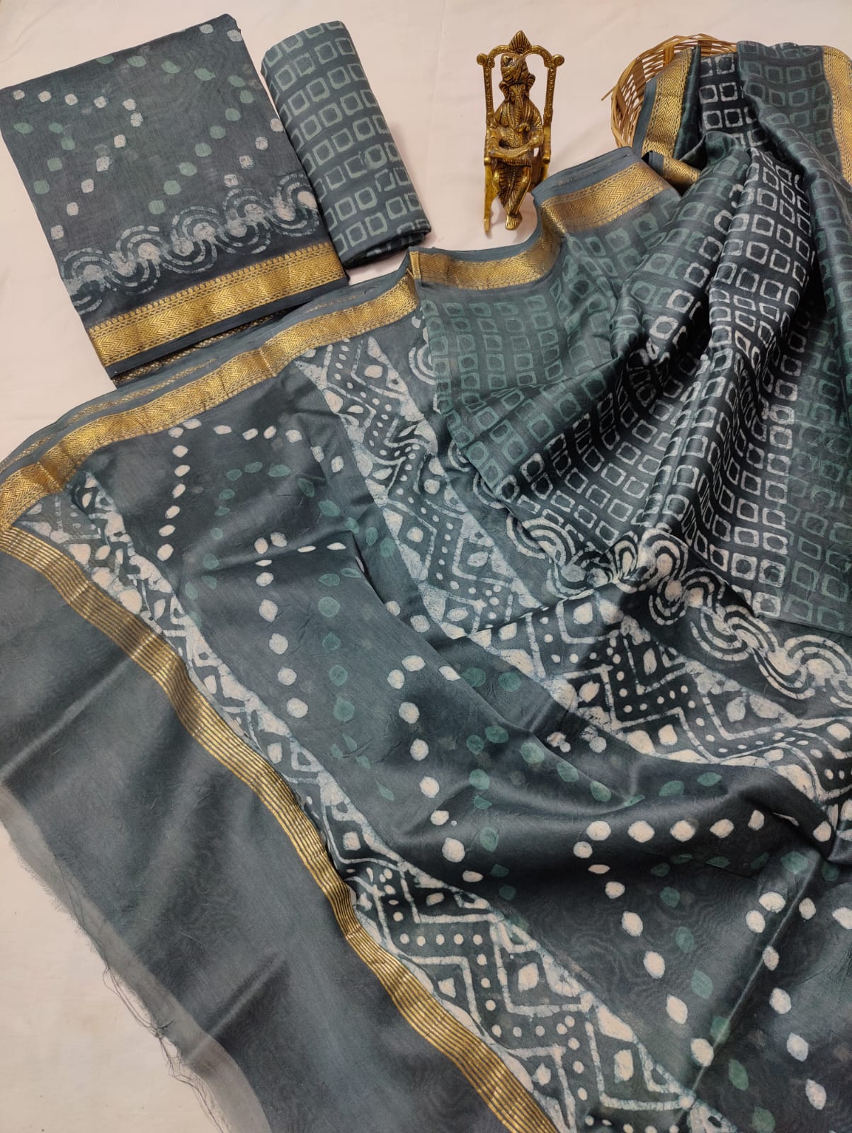 Exclusive New Hand block printed Maheshwari Silk zari border Suits