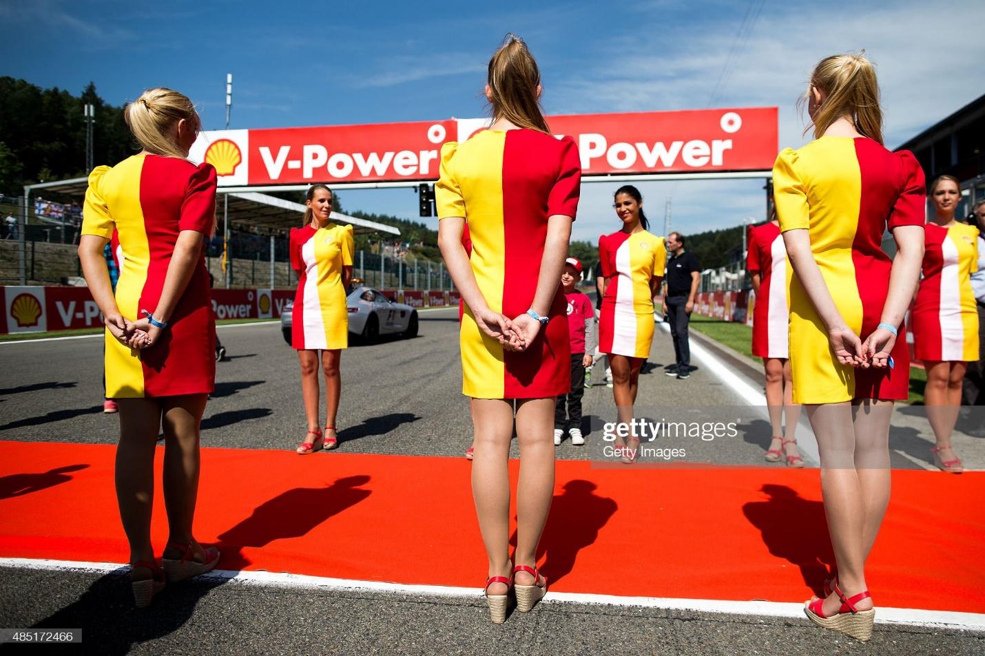 D:\Documenti\posts\posts\Women and motorsport\foto\Getty e altre\grid-girls-pose-on-the-grid-before-the-formula-one-grand-prix-of-at-picture-id485172466.jpg